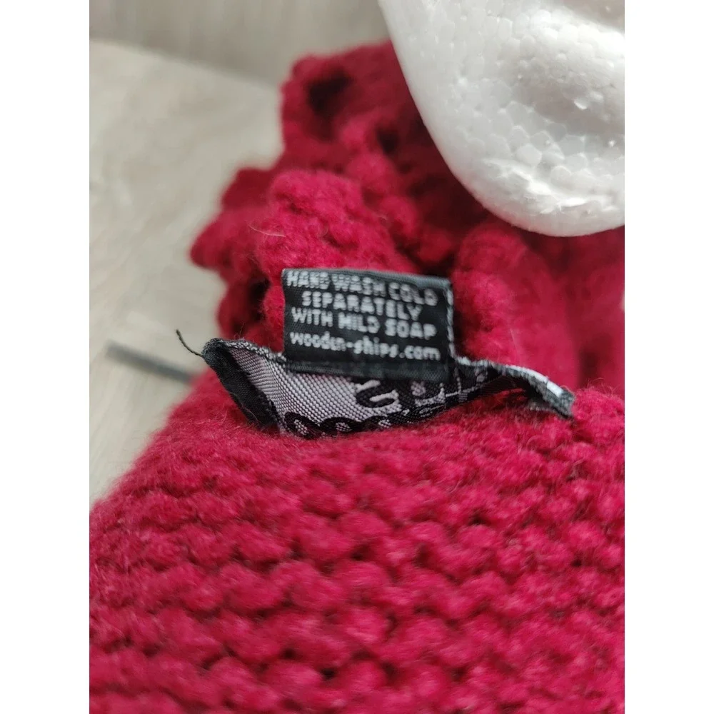Wooden Ships Women's Knit‎ Scarf One size Approx 30